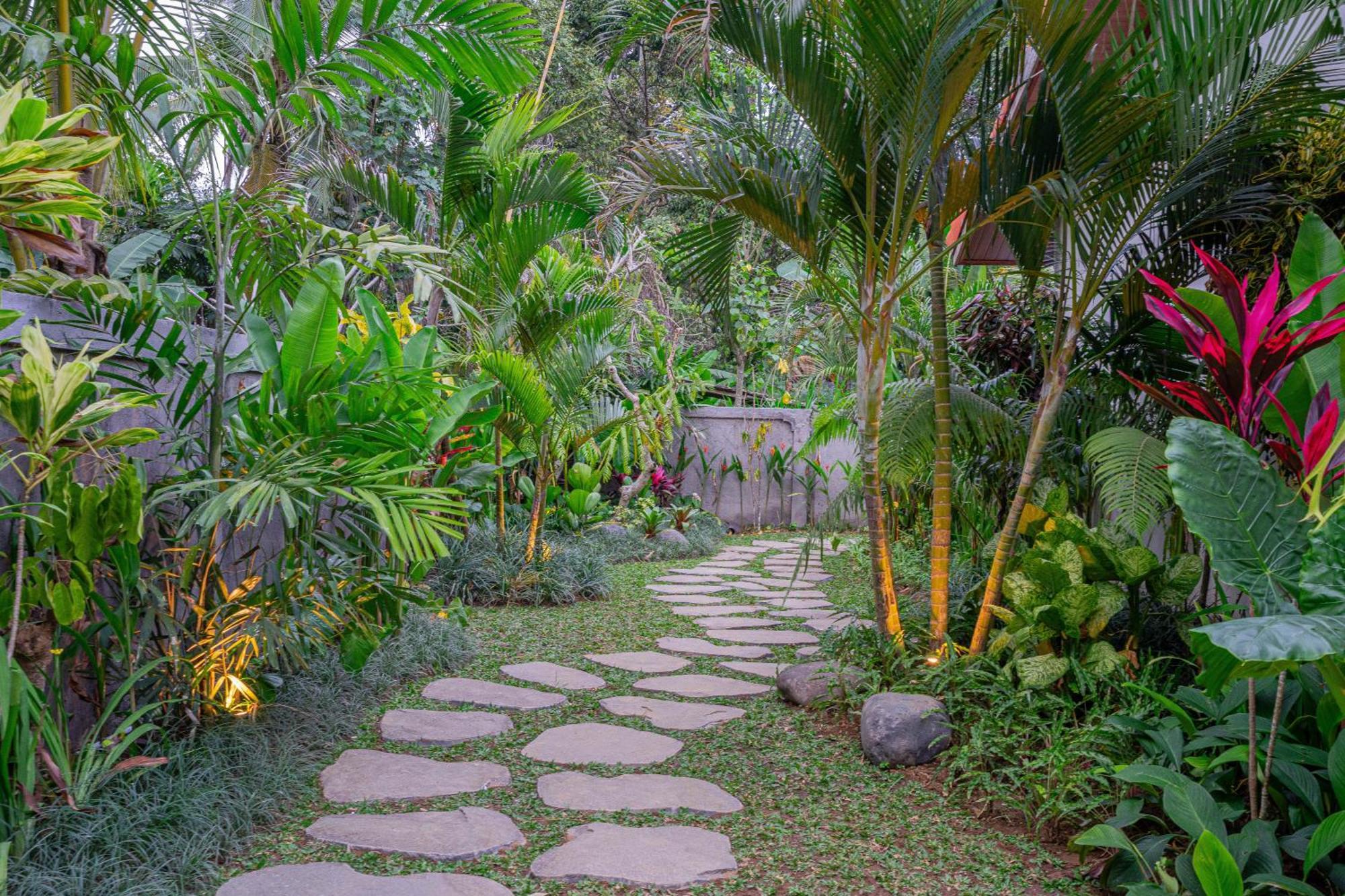 Hotel Puri Kurnia Ayu Ubud Exteriér fotografie